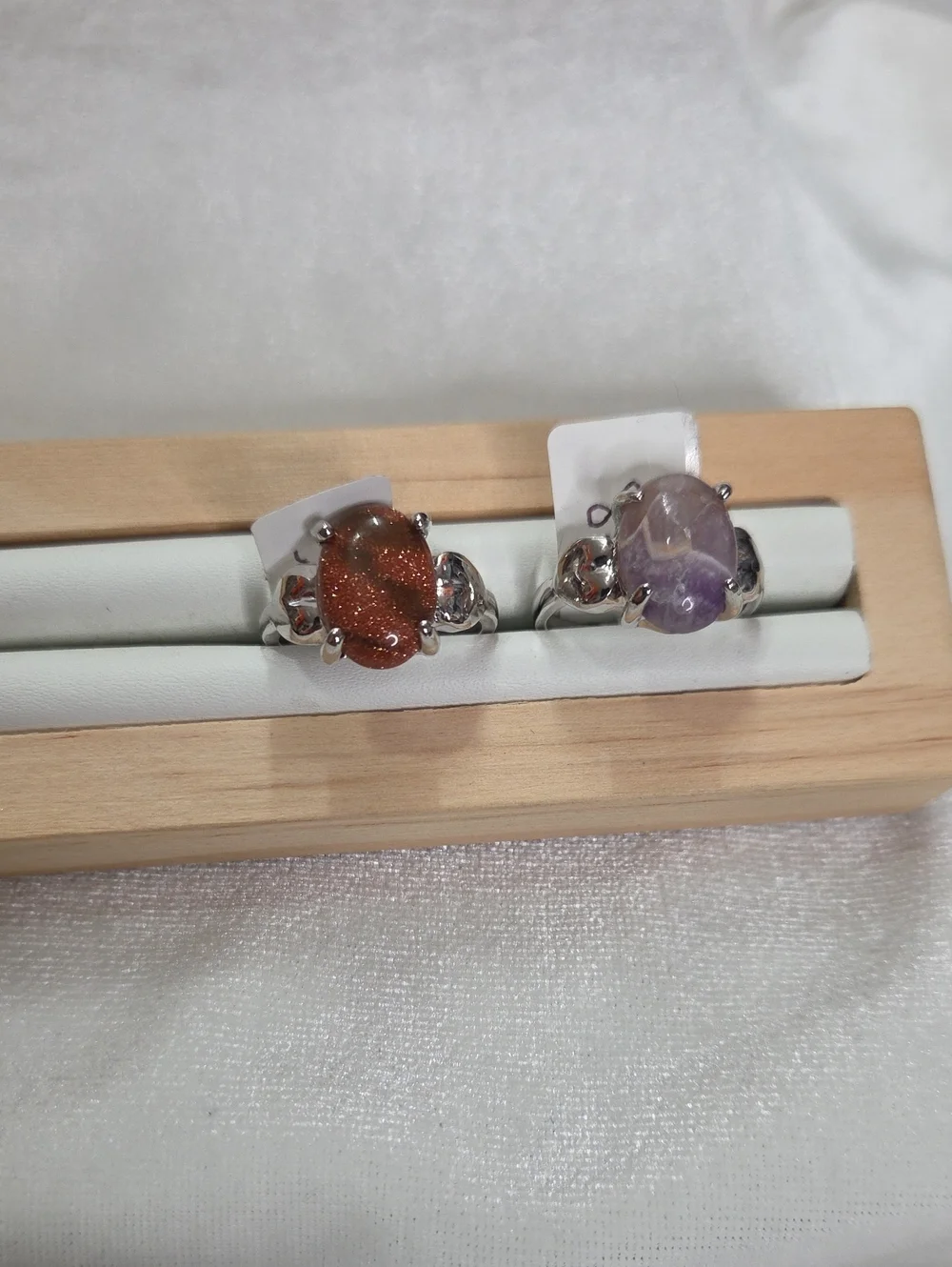 Lot of 2 Fashion Rings Gold Sandstone Light Purple Stone Fashion Rings Size 8.5